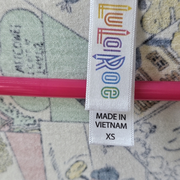 LULAROE Disney Mikey Mouse Women's Short Sleeve Shirt - Picture 3 of 3